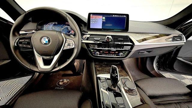 2023 BMW 5 Series 530i xDrive