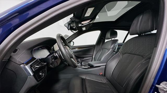 2023 BMW 5 Series M550i xDrive