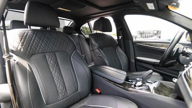 2023 BMW 5 Series M550i xDrive