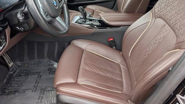 2023 BMW 5 Series M550i xDrive