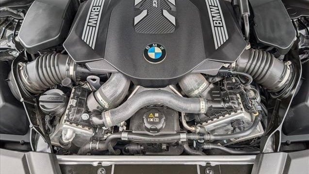 2023 BMW 5 Series M550i xDrive