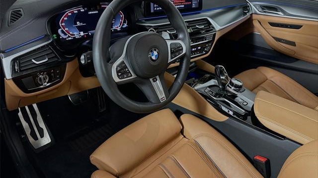 2023 BMW 5 Series M550i xDrive