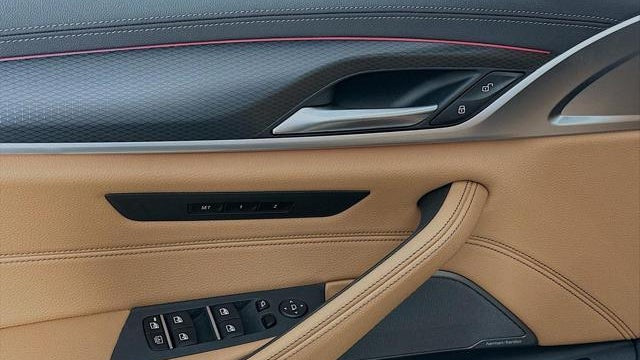 2023 BMW 5 Series M550i xDrive
