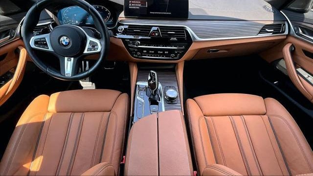 2023 BMW 5 Series M550i xDrive
