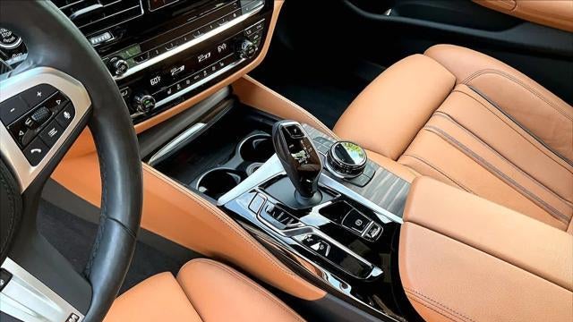 2023 BMW 5 Series M550i xDrive
