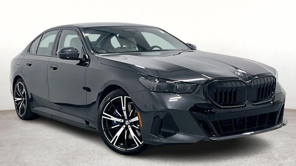 Preowned 2026 BMW 5 Series 550e xDrive for Sale