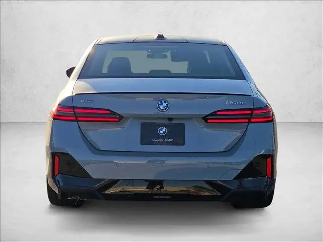 2027 BMW 550e - $85,737