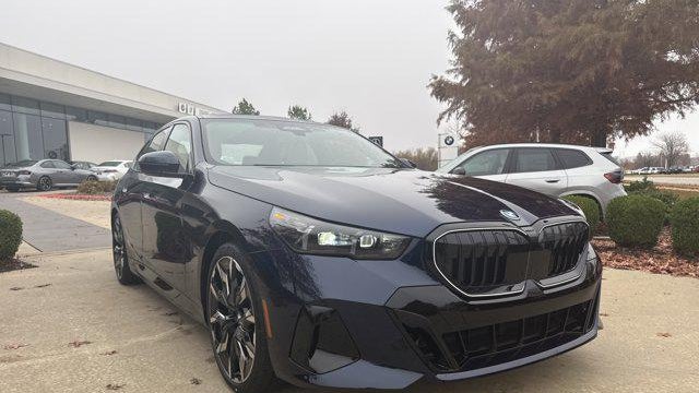 2026 BMW 5 Series 550e xDrive