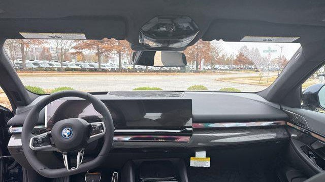 2026 BMW 5 Series 550e xDrive