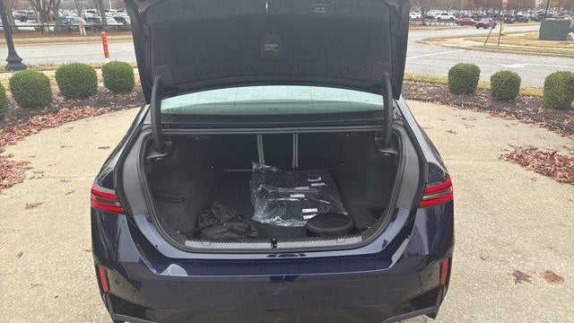 2026 BMW 5 Series 550e xDrive