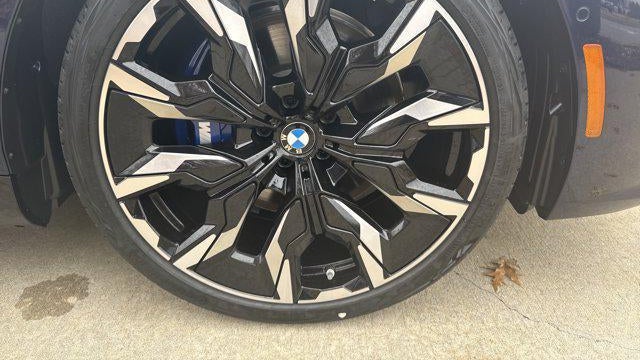 2026 BMW 5 Series 550e xDrive