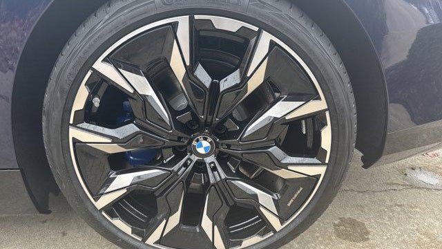 2026 BMW 5 Series 550e xDrive