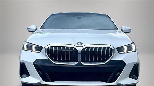 2026 BMW 5 Series 550e xDrive