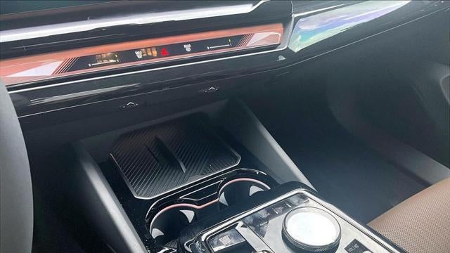 2026 BMW 5 Series 550e xDrive