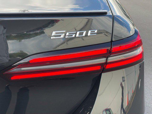 2026 BMW 550e - $81,747