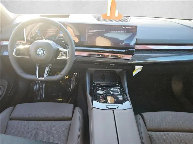 2027 BMW 550e - $88,587