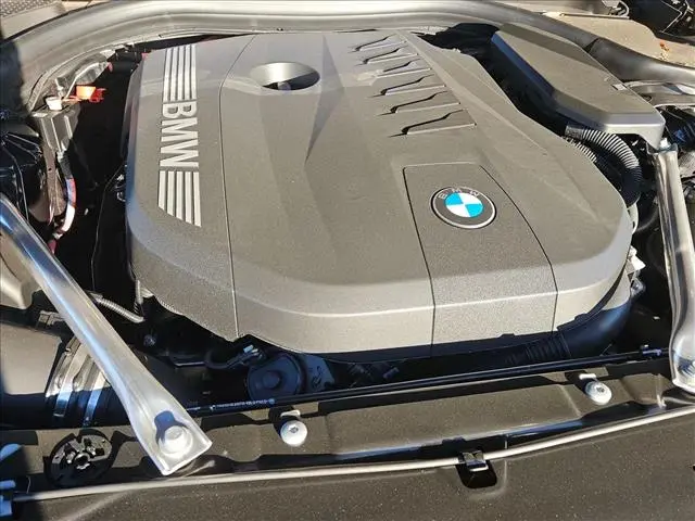 2027 BMW 550e - $88,587