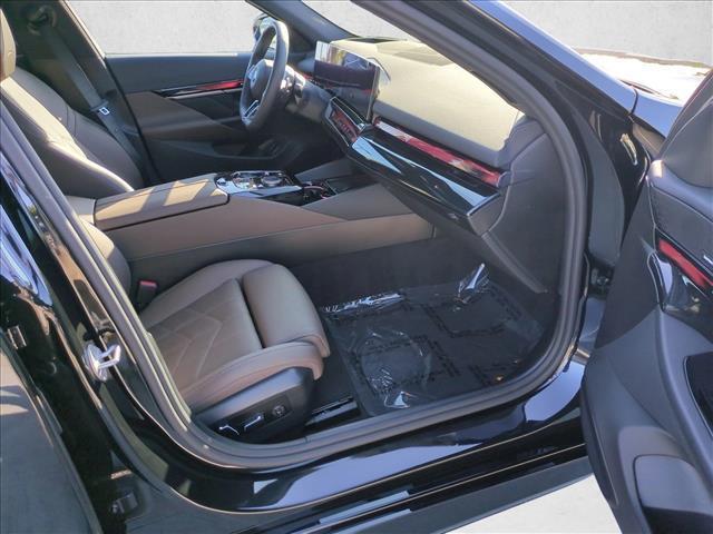 2026 BMW 550e - $64,914