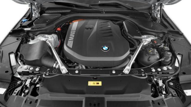 2027 BMW 5 Series 550e xDrive