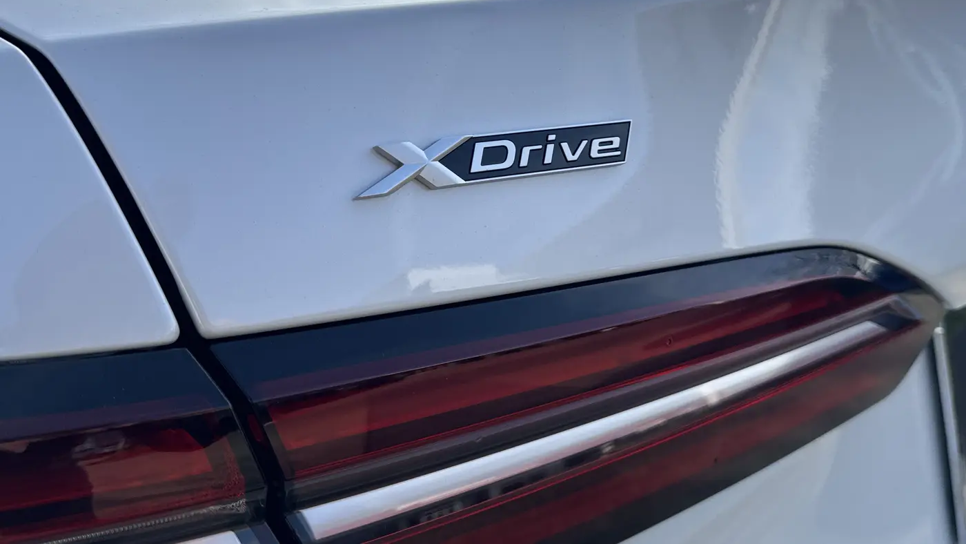 2026 BMW 5 Series 550e xDrive