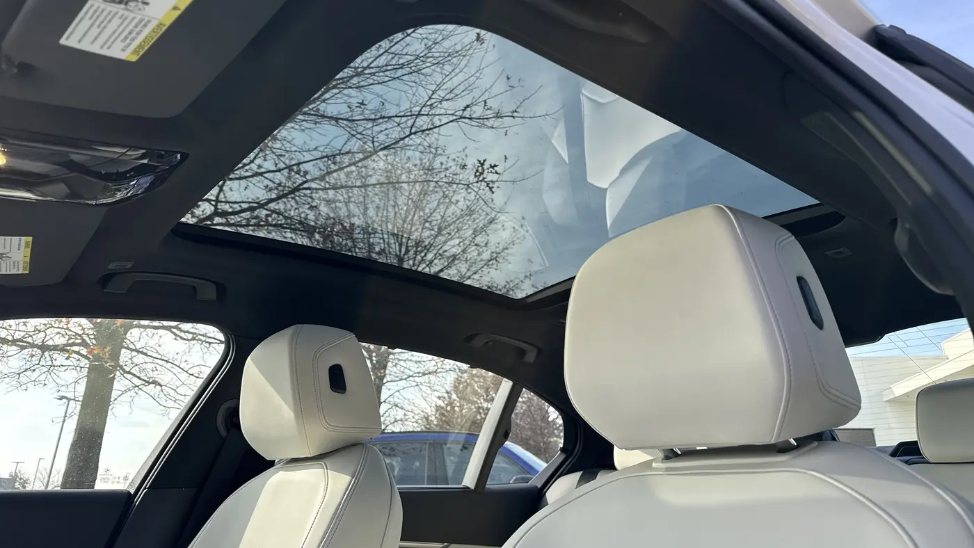 2026 BMW 5 Series 550e xDrive