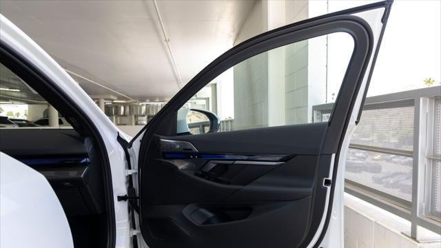 2027 BMW 5 Series 550e xDrive