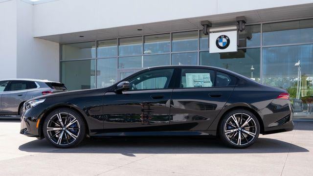 2027 BMW 5 Series 550e xDrive
