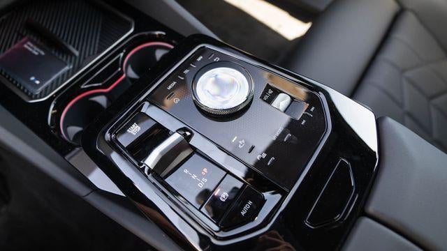 2027 BMW 5 Series 550e xDrive