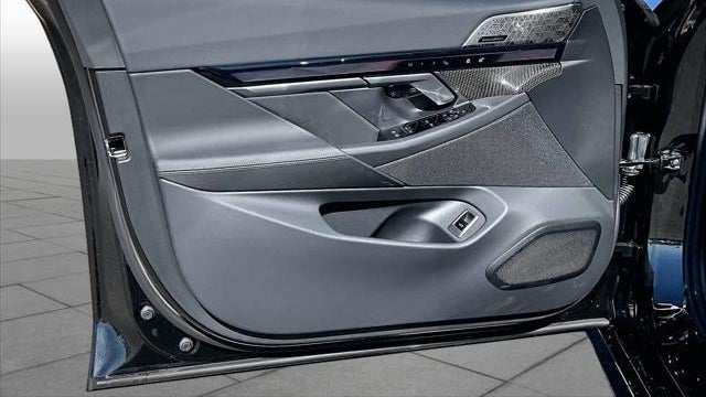 2026 BMW 5 Series 550e xDrive