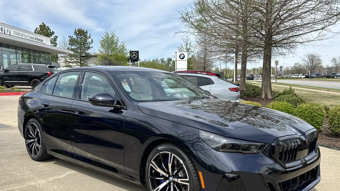2026 BMW 5 Series 550e xDrive