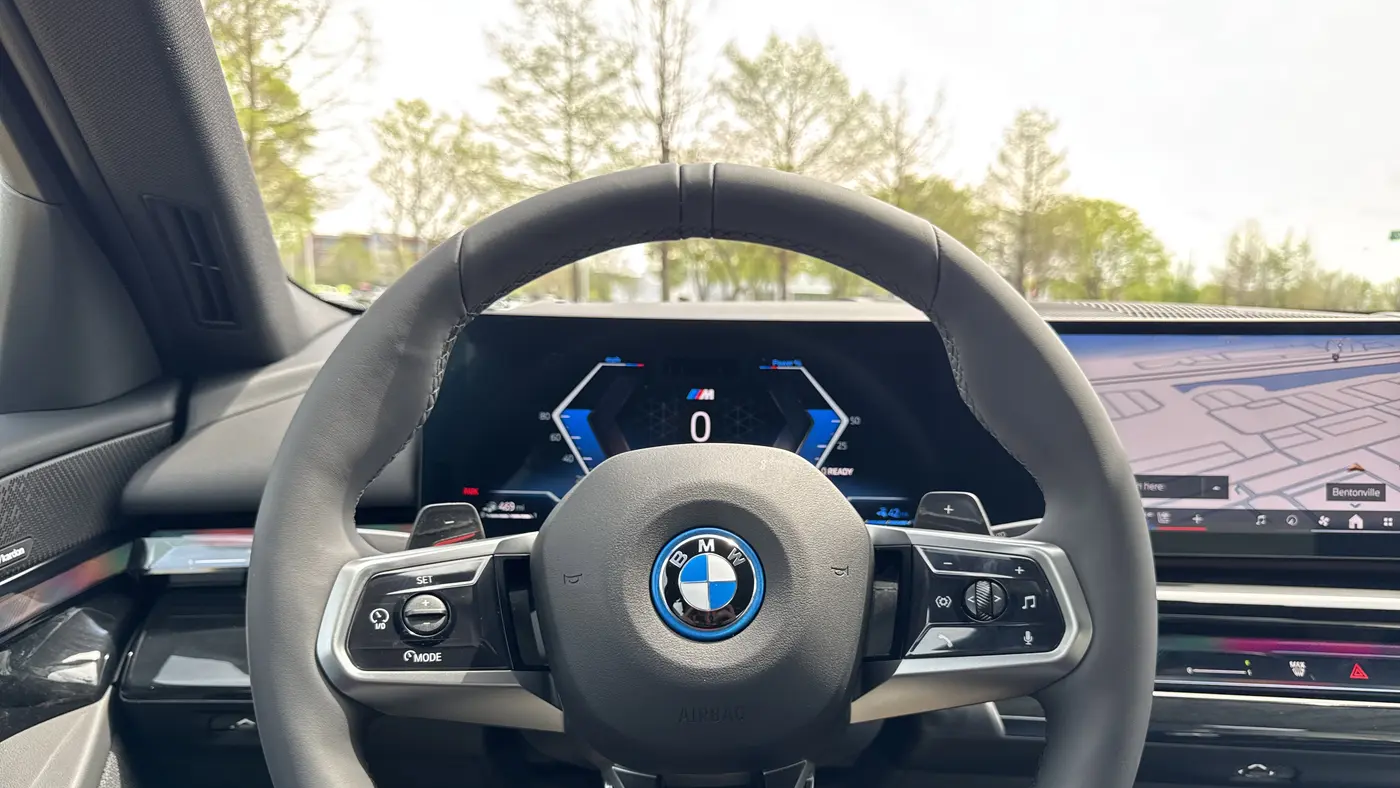 2026 BMW 5 Series 550e xDrive