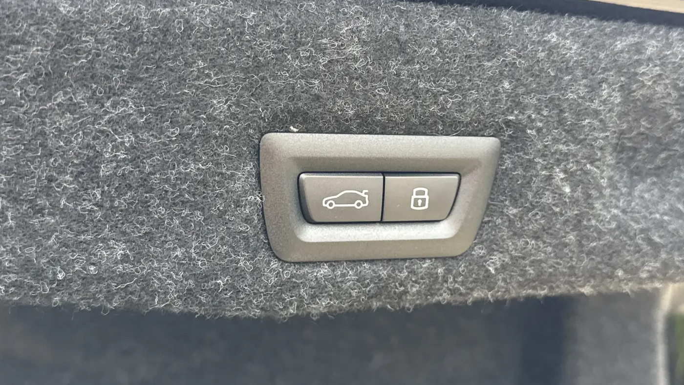 2026 BMW 5 Series 550e xDrive