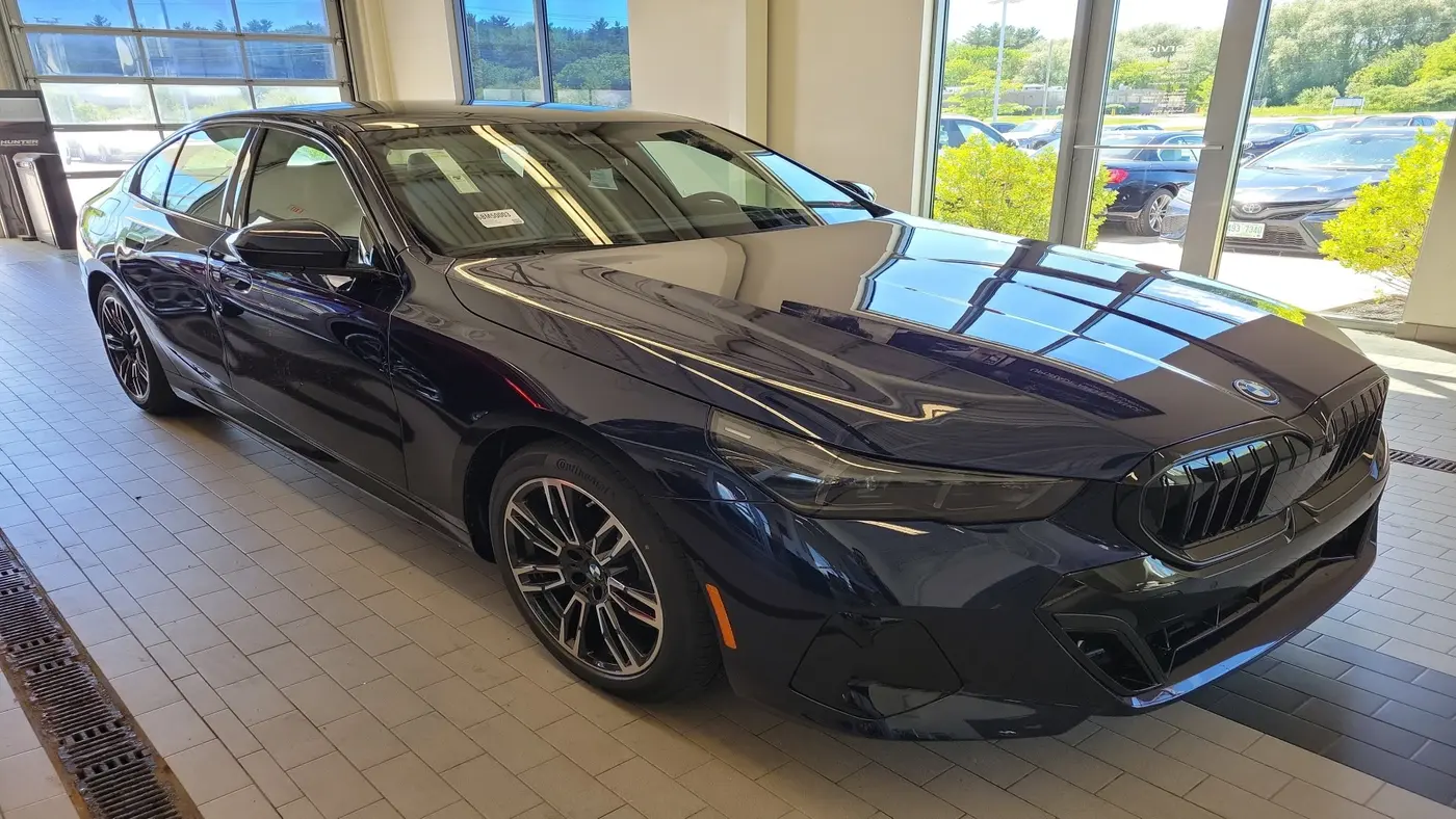 2027 BMW 5 Series 550e xDrive