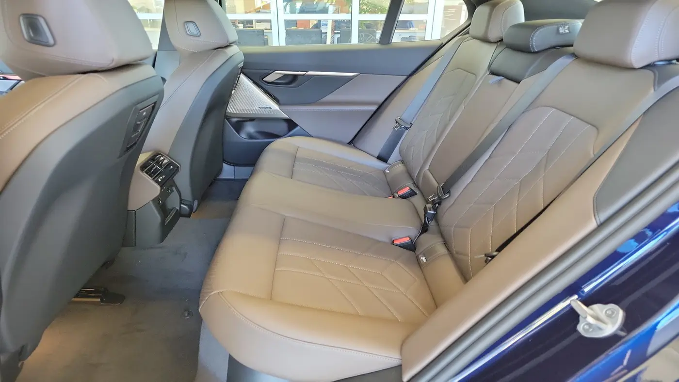 2027 BMW 5 Series 550e xDrive