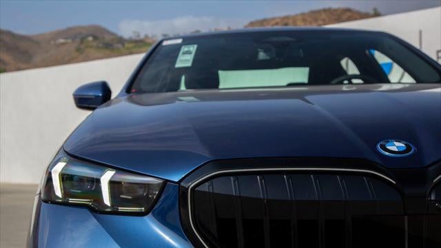 2026 BMW 5 Series 550e xDrive