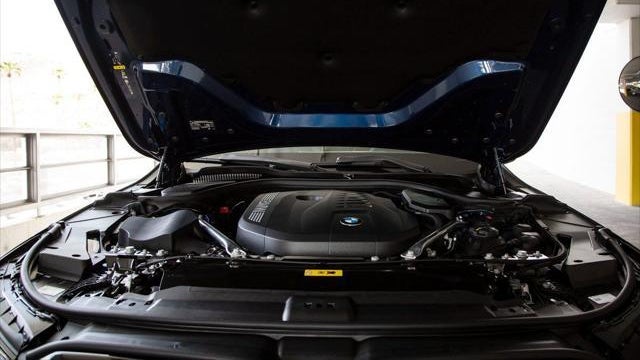 2026 BMW 5 Series 550e xDrive