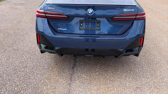 2026 BMW 5 Series 550e xDrive