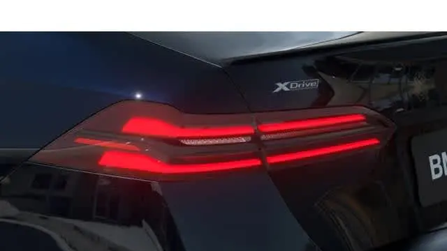 2027 BMW 5 Series 550e xDrive