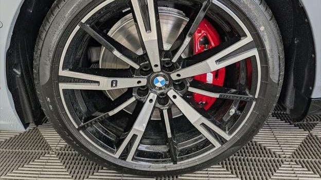 2027 BMW 5 Series 550e xDrive