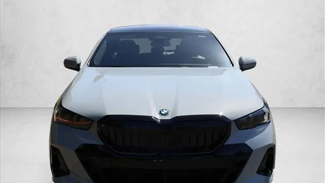 2026 BMW 5 Series 550e xDrive