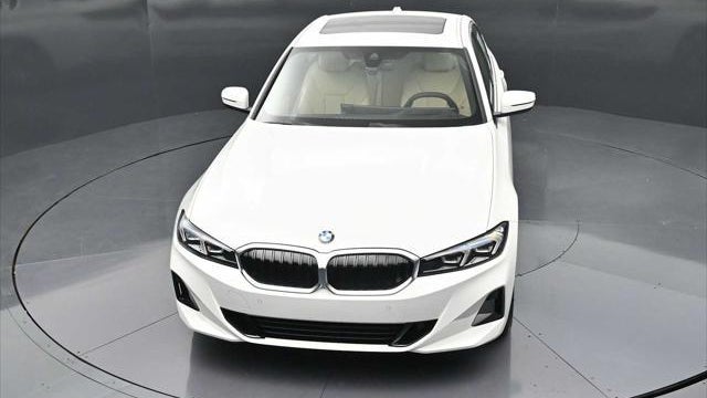 2026 BMW 3 Series 330i