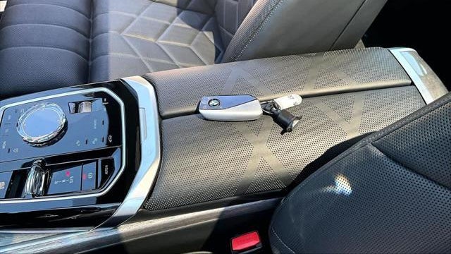 2025 BMW 7 Series 740i