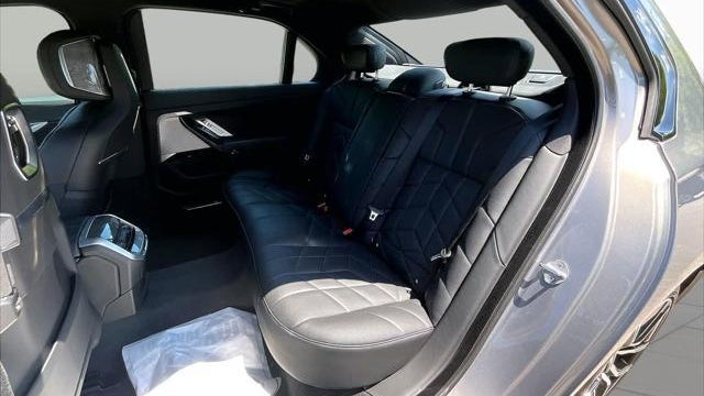 2025 BMW 7 Series 740i