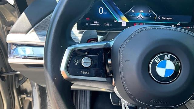 2025 BMW 7 Series 740i