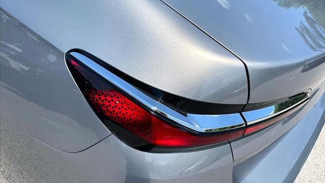 2025 BMW 7 Series 740i