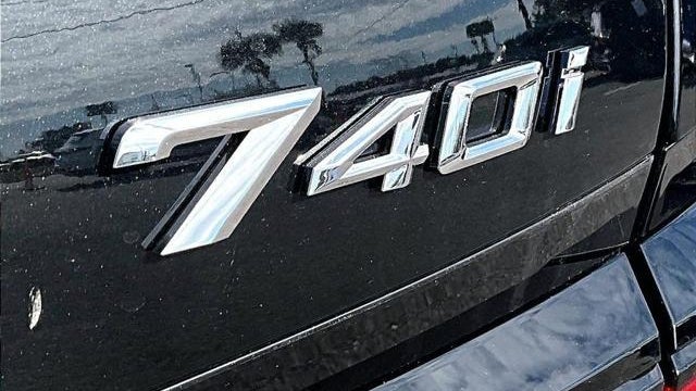 2026 BMW 7 Series 740i