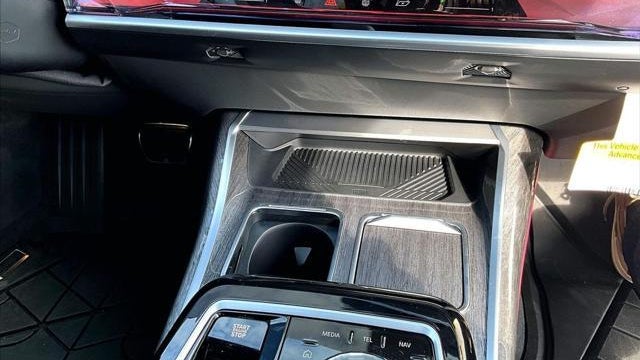 2026 BMW 7 Series 740i