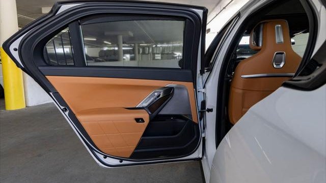 2023 BMW 7 Series 740i