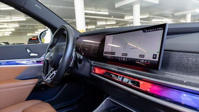 2023 BMW 7 Series 740i