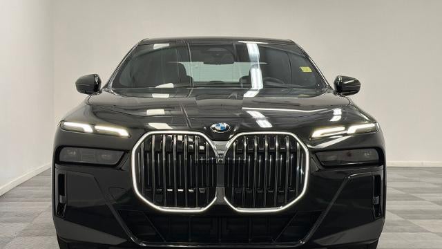 2025 BMW 7 Series 740i